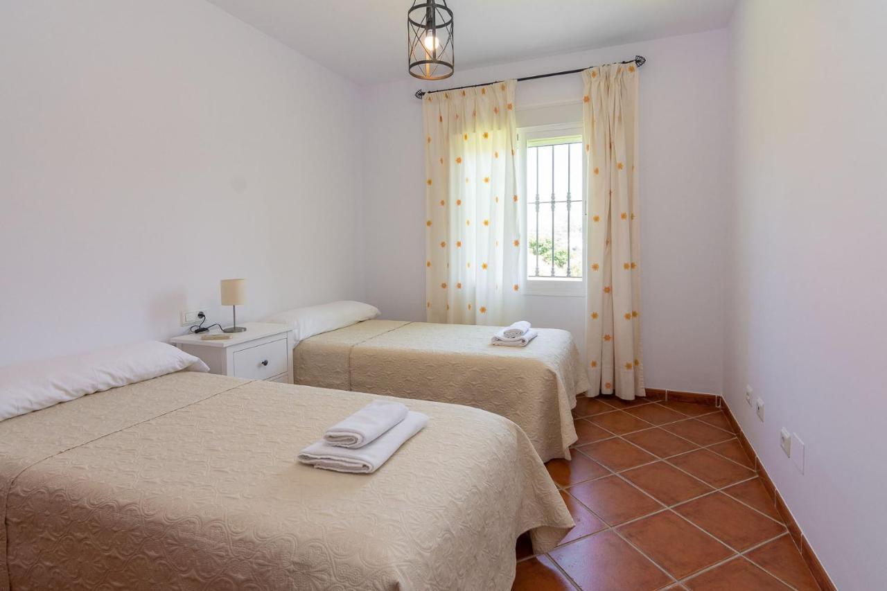 Villa Andalucia: Cerca De Todo, Intimidad Y Espacio Nerja Exterior photo